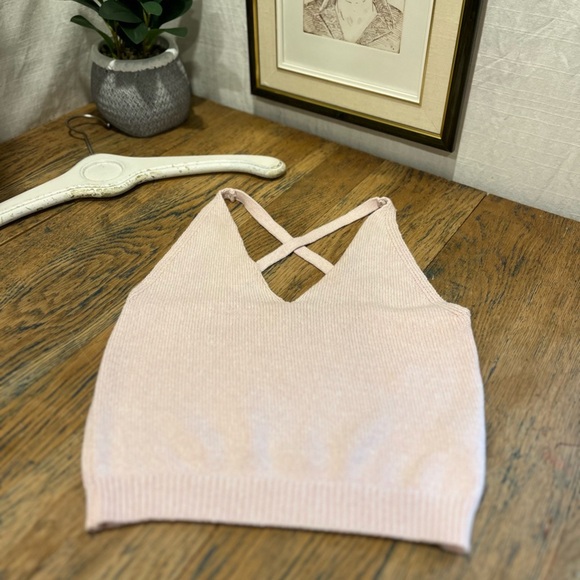 🩷 OREVER 21 | Light Pink Ribbed Knit Crop Top - Size M - Picture 1 of 7